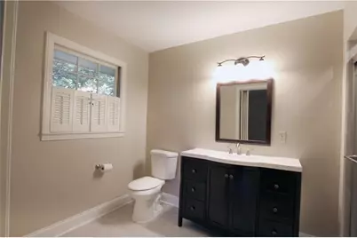 4690 Huntley Drive, Atlanta, GA 30342 - Photo 14