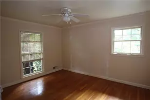 4690 Huntley Dr, Atlanta, GA 30342 - Photo 16
