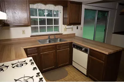 2210 Laurel Mill Way, Roswell, GA 30076 - Photo 8