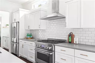295 Mathews Ave NE, Atlanta, GA 30307 - Photo 8