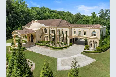 6420 Riverside Drive NW, Sandy Springs, GA 30328 - Photo 2