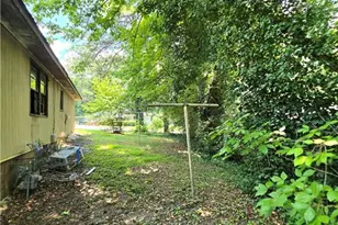 2720 Argyle Dr NW, Atlanta, GA 30318 - Photo 22