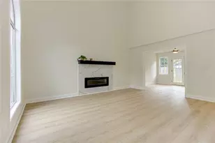 1039 Boardwalk Dr, Lawrenceville, GA 30044 - Photo 12