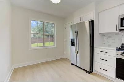 1039 Boardwalk Drive, Lawrenceville, GA 30044 - Photo 28