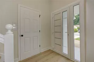 1039 Boardwalk Dr, Lawrenceville, GA 30044 - Photo 10