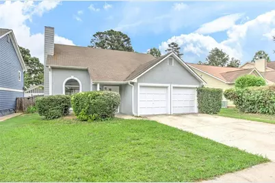 1039 Boardwalk Drive, Lawrenceville, GA 30044 - Photo 2