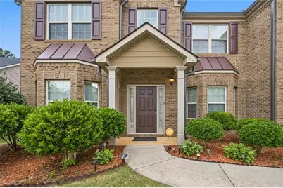 5617 Dendy Trace, Fairburn, GA 30213 - Photo 2