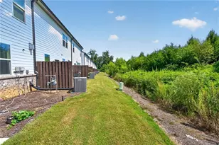 5815 Thornton Dr, Cumming, GA 30028 - Photo 8