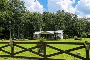 46 Whitsel Hollow, Comer, GA 30629 - Photo 1