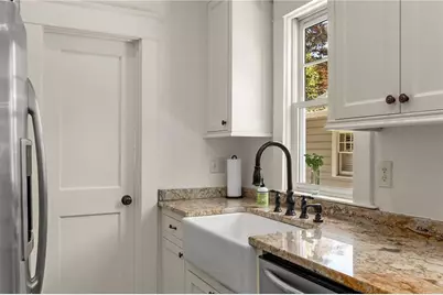 648 Cresthill Avenue NE, Atlanta, GA 30306 - Photo 20