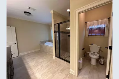 510 Lake Medlock Drive, Johns Creek, GA 30022 - Photo 38