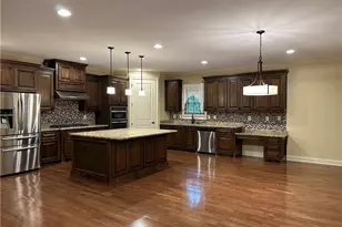 510 Lake Medlock Dr, Johns Creek, GA 30022 - Photo 16