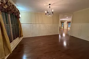 510 Lake Medlock Dr, Johns Creek, GA 30022 - Photo 10
