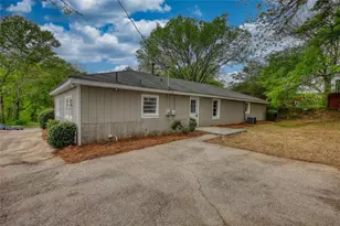 180 Capitol Ave, Winder, GA 30680 - Photo 6