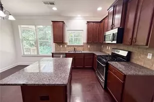 2321 Willow Shade Ln, Loganville, GA 30052 - Photo 2