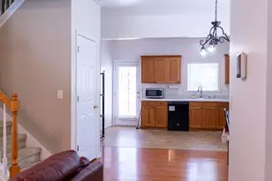 6593 Mills Ct, Stone Mountain, GA 30087 - Photo 10