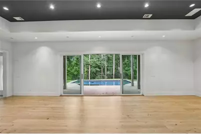 825 Kenry Court, Atlanta, GA 30342 - Photo 64