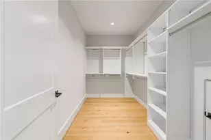 825 Kenry Ct, Atlanta, GA 30342 - Photo 52