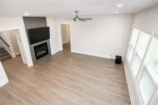 1099 Hibiscus Way SW, Mableton, GA 30126 - Photo 8