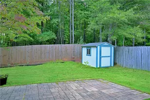 3198 Liberty Commons Dr NW, Kennesaw, GA 30144 - Photo 12