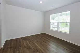 7566 Jennadee Dr, Fairburn, GA 30213 - Photo 6