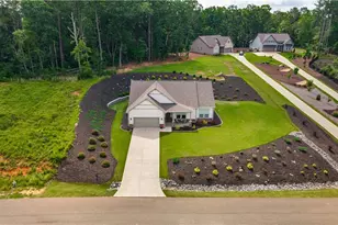 203 Linger Longer Dr, Ellijay, GA 30540 - Photo 4