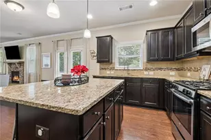 6904 Big Sky Dr, Flowery Branch, GA 30542 - Photo 10