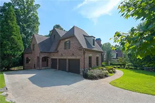 831 Camden Park Ct NE, Atlanta, GA 30342 - Photo 4