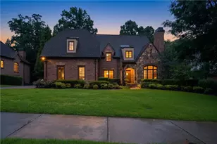 831 Camden Park Ct NE, Atlanta, GA 30342 - Photo 1