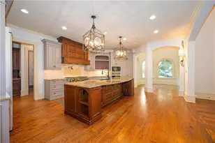 831 Camden Park Ct NE, Atlanta, GA 30342 - Photo 16