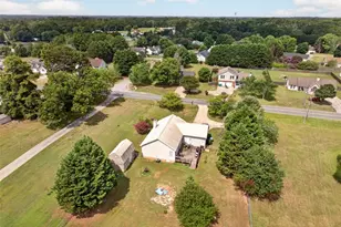 470 Hammond Rd, Statham, GA 30666 - Photo 1