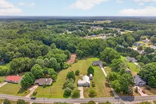 470 Hammond Rd, Statham, GA 30666 - Photo 38