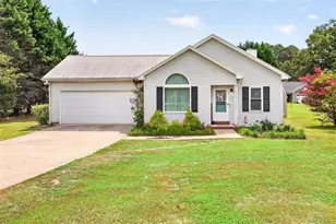470 Hammond Rd, Statham, GA 30666 - Photo 36