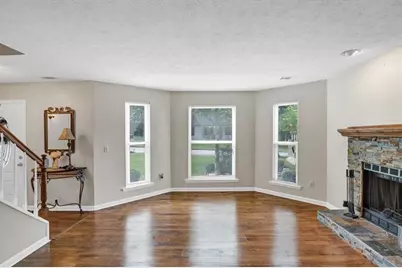 5086 N Woodbridge Trail, Stone Mountain, GA 30088 - Photo 4