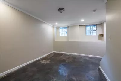 245 South Avenue SE, Atlanta, GA 30315 - Photo 20