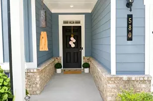 580 Briard Dr, Buford, GA 30518 - Photo 4