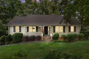 1155 Lakeridge Ct, Grayson, GA 30017 - Photo 6