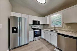 110 Rockefeller Ln, Dallas, GA 30157 - Photo 6