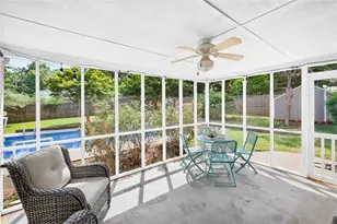 1561 Bentwood Dr SW, Lilburn, GA 30047 - Photo 30