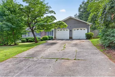 1561 Bentwood Drive SW, Lilburn, GA 30047 - Photo 42