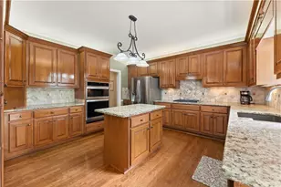 1202 Chadwick Lake Dr, Lawrenceville, GA 30043 - Photo 12