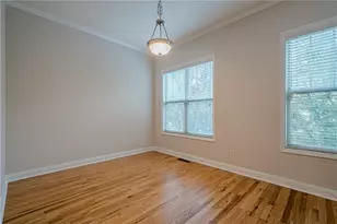 1949 Sterling Oaks Cir NE, Atlanta, GA 30319 - Photo 20