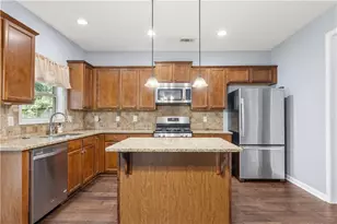 284 Ascott Ln, Woodstock, GA 30189 - Photo 4