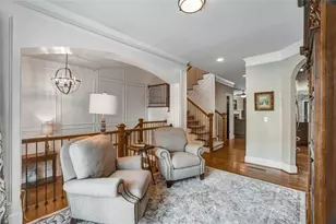 10755 Arlington Point, Johns Creek, GA 30022 - Photo 4