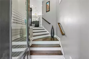 4228 Townsend Ln, Dunwoody, GA 30346 - Photo 2