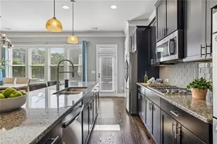 4228 Townsend Ln, Dunwoody, GA 30346 - Photo 6