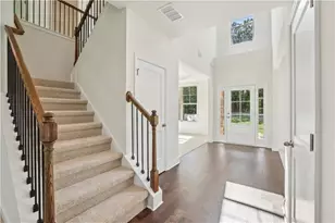 5977 Creek Indian Dr, Sugar Hill, GA 30518 - Photo 4