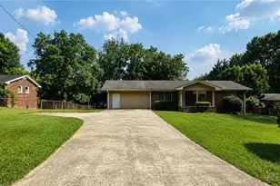 1156 E Fayetteville Rd, Riverdale, GA 30296 - Photo 2