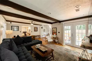 552 Edgefield Dr, Stone Mountain, GA 30087 - Photo 16