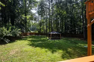 552 Edgefield Dr, Stone Mountain, GA 30087 - Photo 38